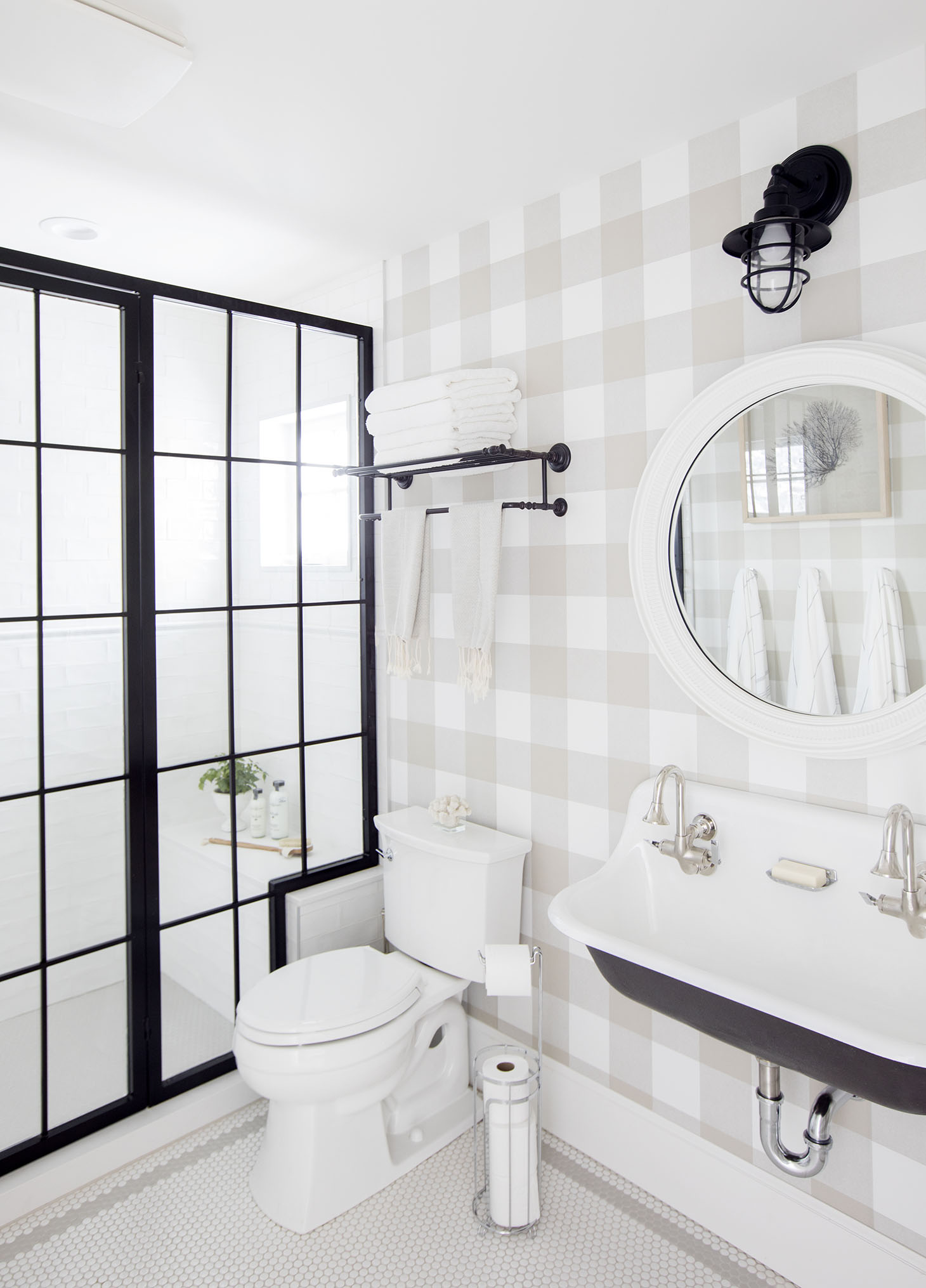 Blue Plaid Wallpaper Bathroom - 1460x2030 Wallpaper - teahub.io