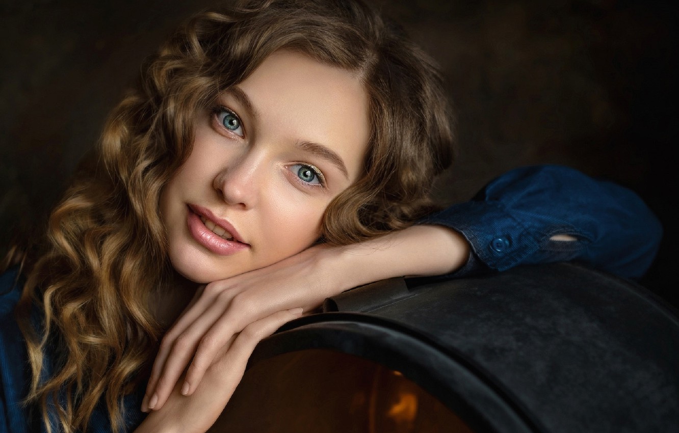 Photo Wallpaper Look, Girl, Portrait, Hairstyle, Yuriy - Girl - HD Wallpaper 