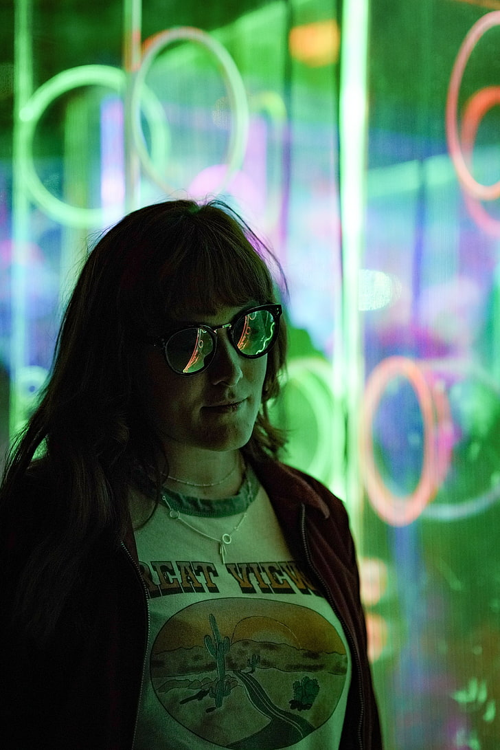 Annie Spratt, Portrait, Glasses, One Person, Hairstyle, - Girl - HD Wallpaper 