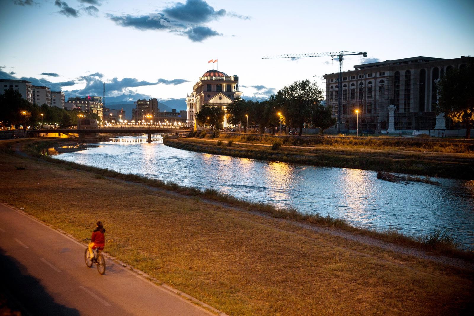 Metropolitan Area - HD Wallpaper 