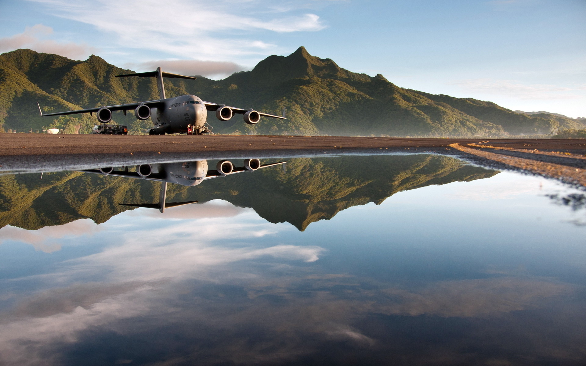 American Samoa Airport - HD Wallpaper 