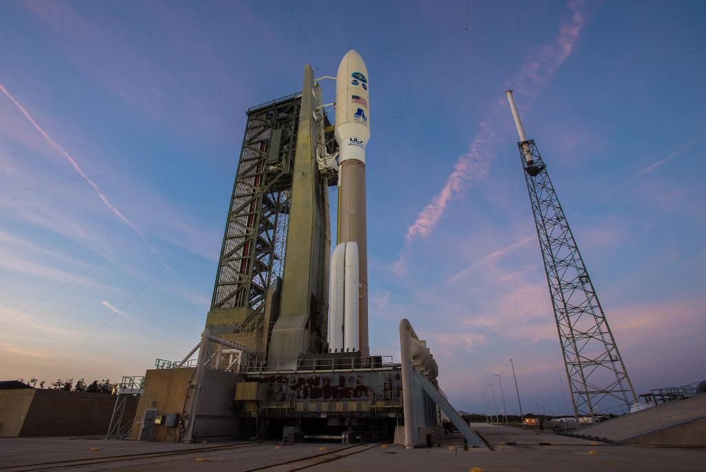 Atlas V Goes S Launch - HD Wallpaper 