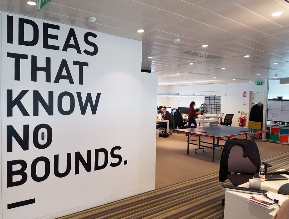 Office Wall Graphics - Motivation Wall Stickers Office - HD Wallpaper 