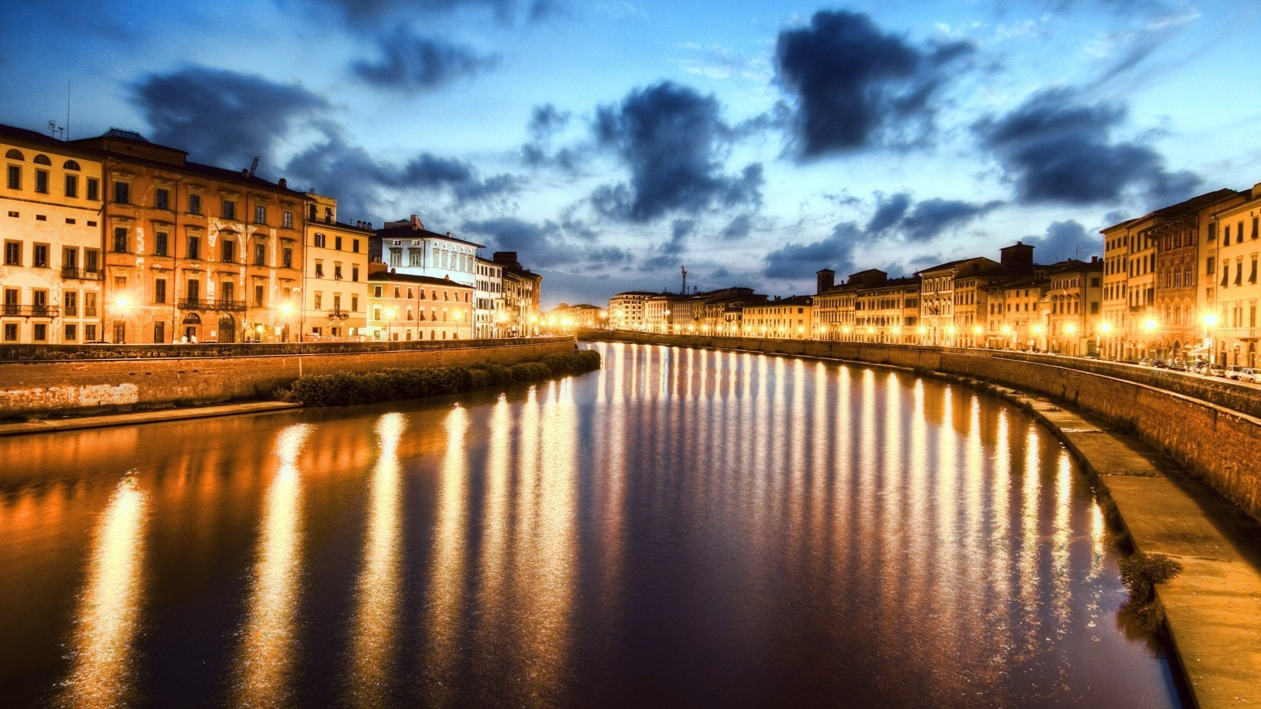 2560x1440, Italy At Night Wallpaper Images 
 Data Id - Pisa Italy At Night - HD Wallpaper 
