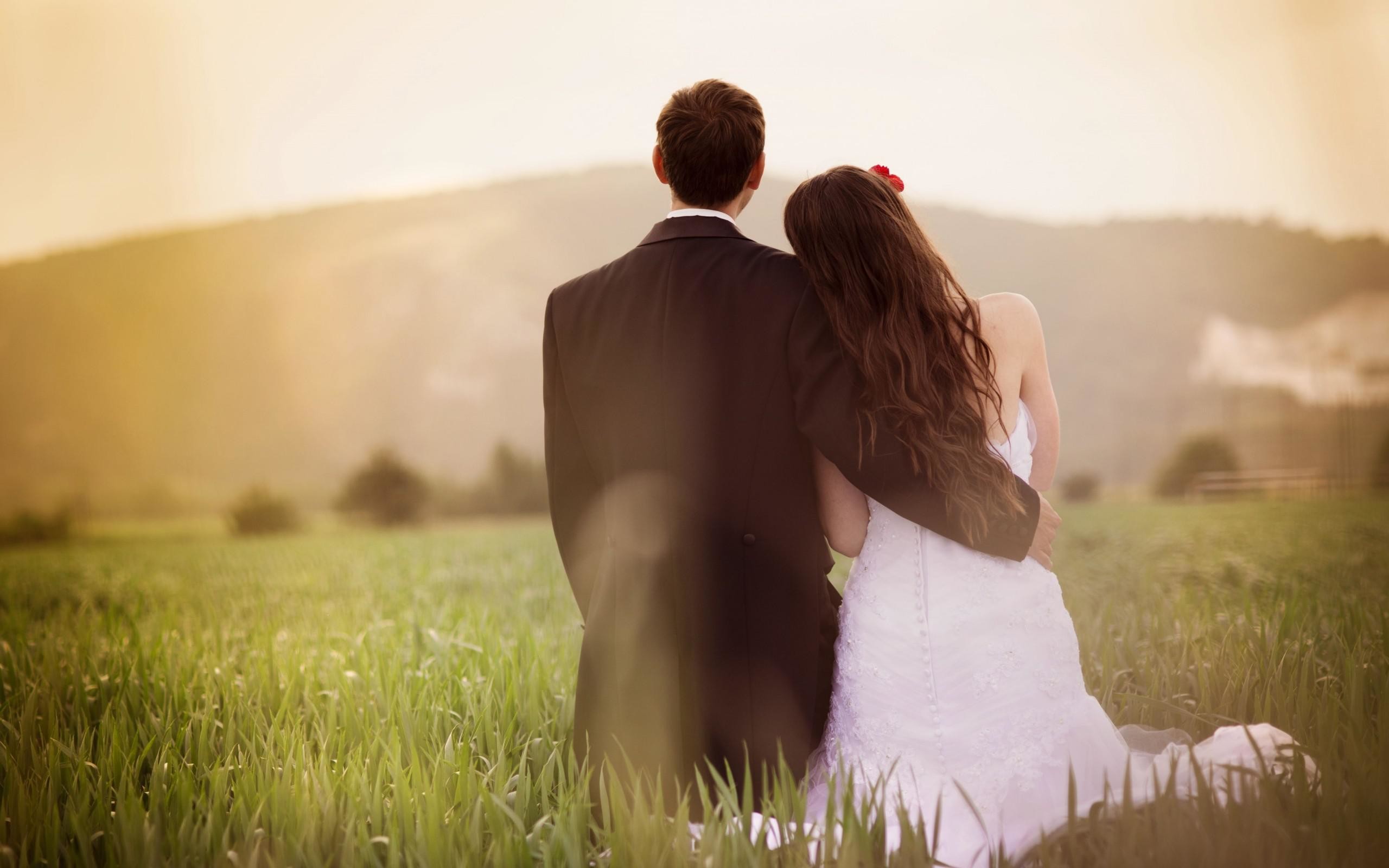 Love Romantic Boys And Girls Wallpapers Hd Green Grass - Love Girls And Boys - HD Wallpaper 