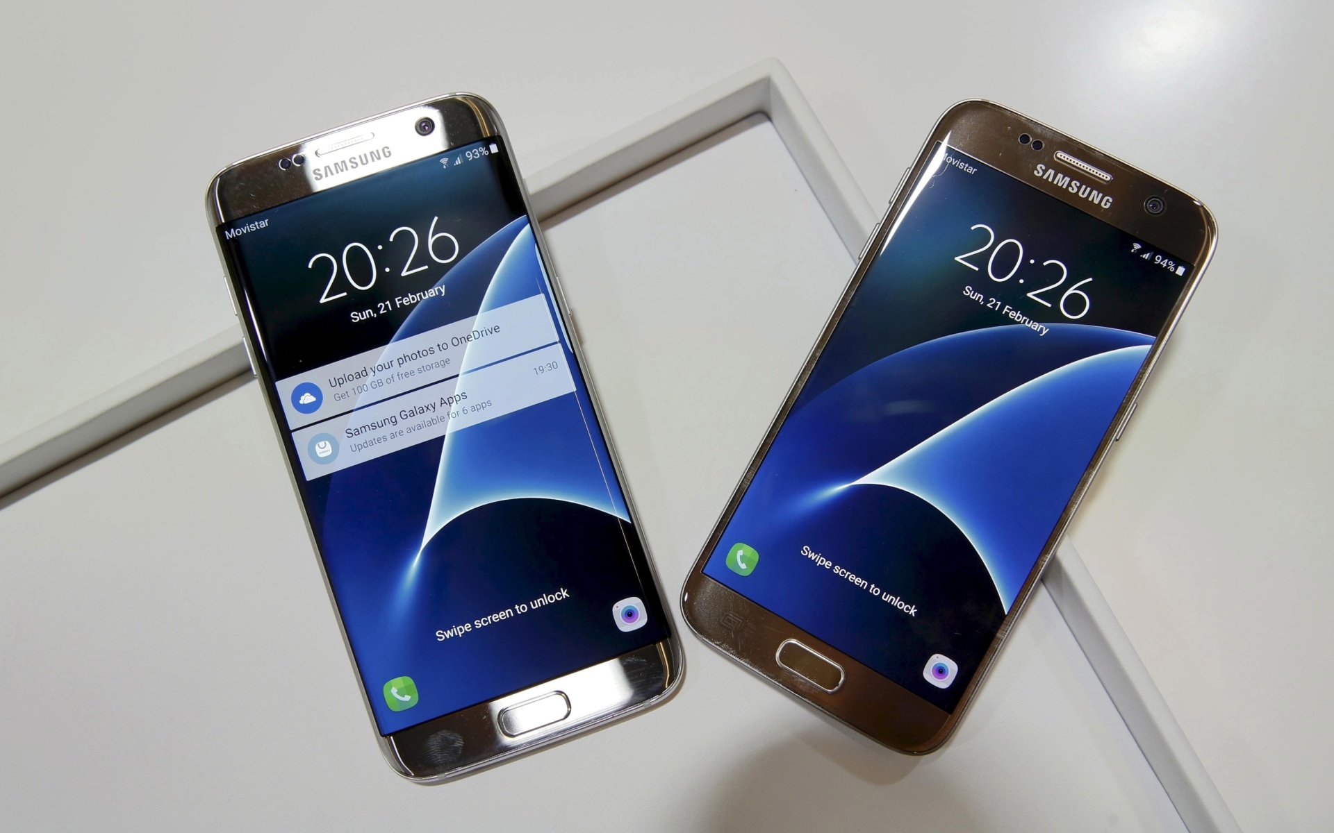 Samsung Galaxy S7 Edge Vs Samsung Galaxy J7 Wallpaper - Samsung S8 Vs A7 - HD Wallpaper 