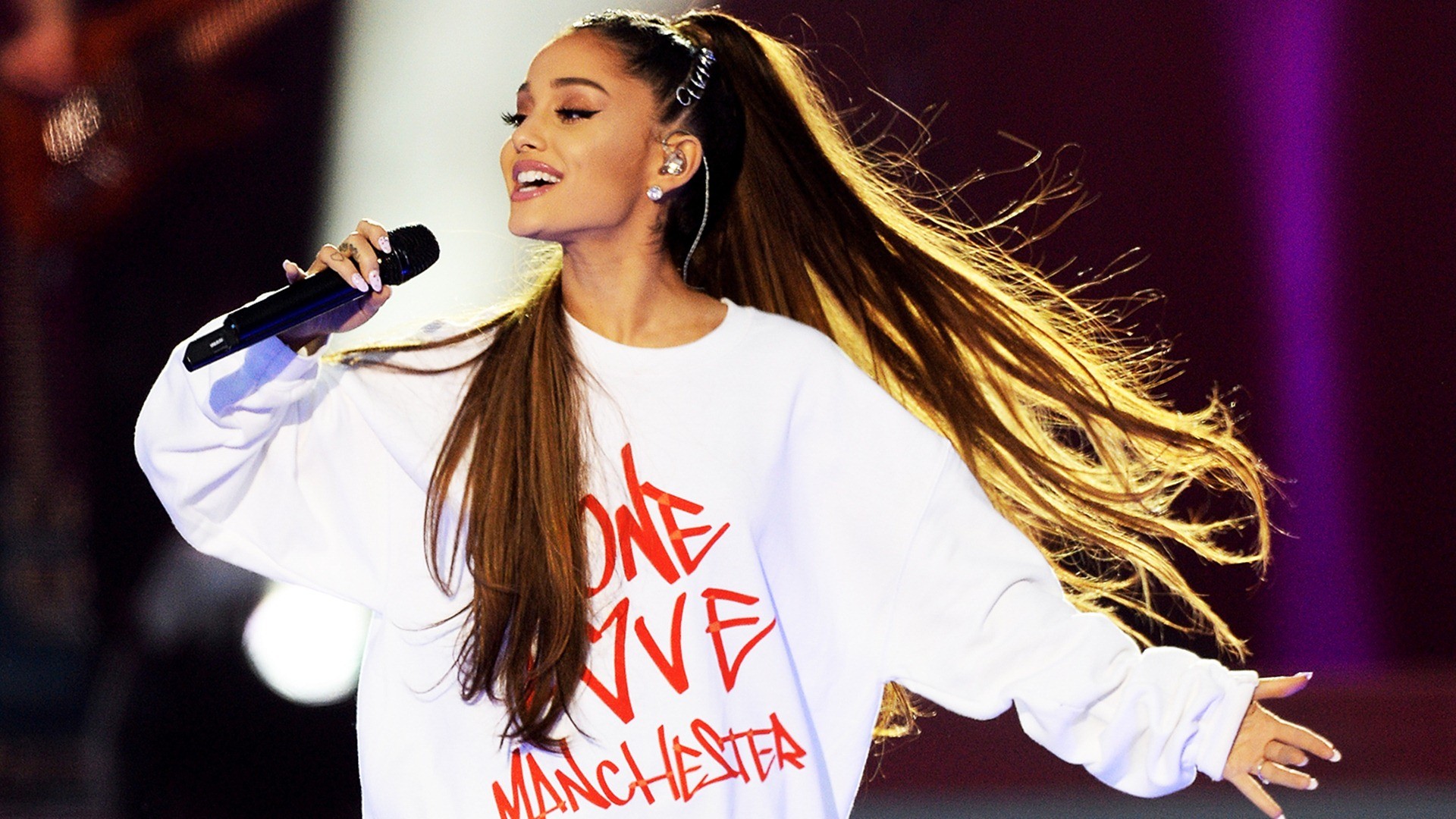 Ariana Grande Background Wallpapers 26829 
 Data-src - Ariana Grande One Love Manchester - HD Wallpaper 