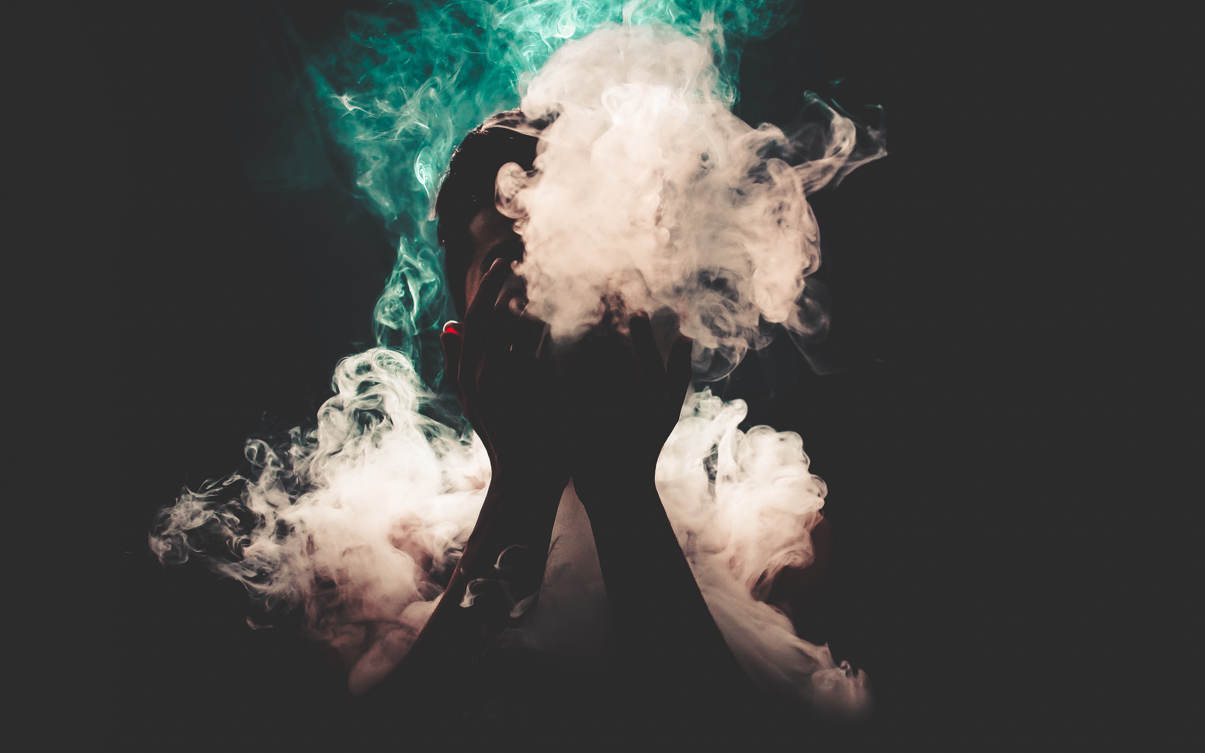 Wallpaper Man, Smoke, Hands, Colorful Smoke - Smoke 4k - HD Wallpaper 