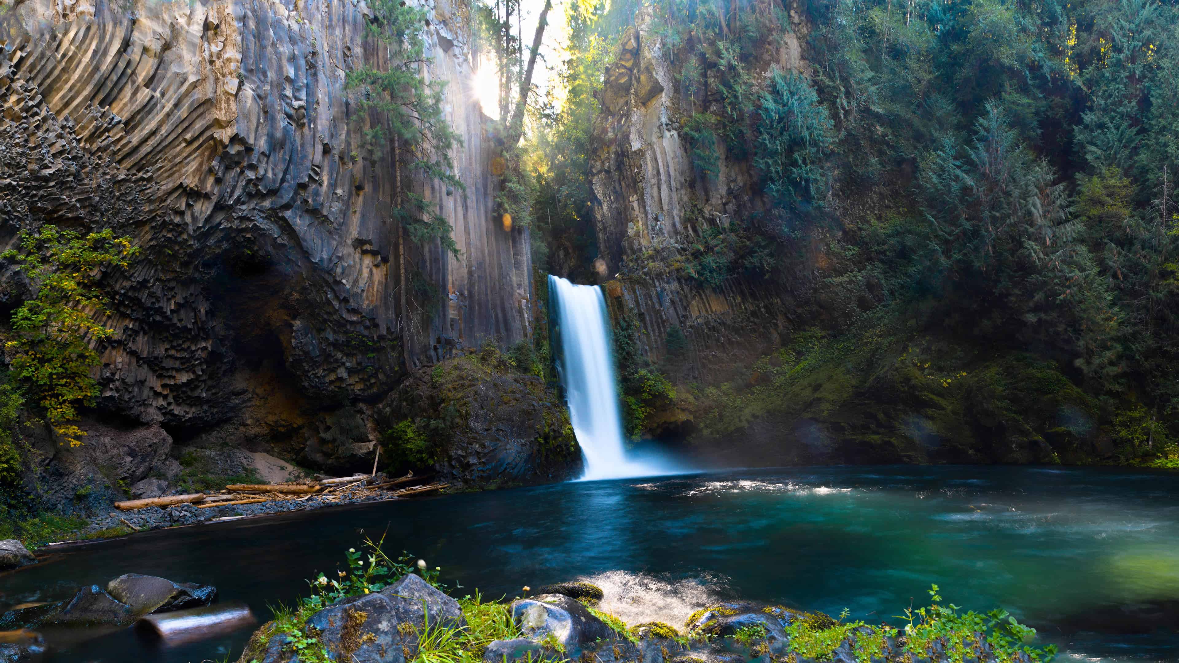 Toketee Falls North Umpqua River Oregon United States - Waterfall - HD Wallpaper 