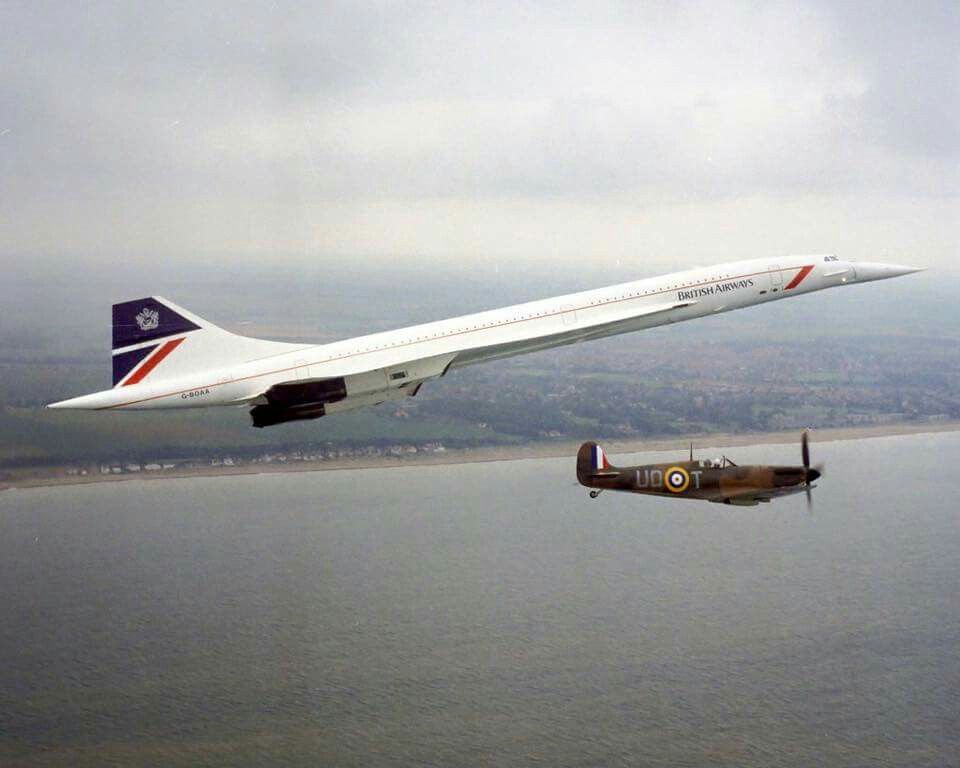 Concorde And Spitfire - HD Wallpaper 