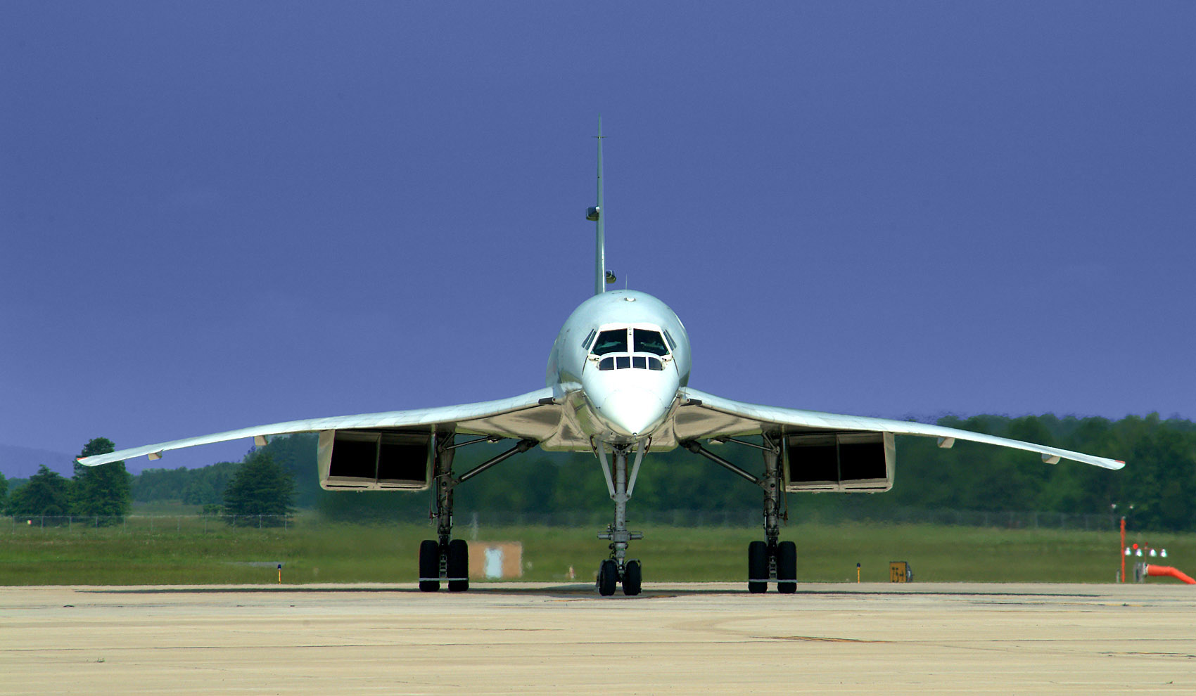 Concorde Ready To Takeof - Concorde Plane Front View - HD Wallpaper 