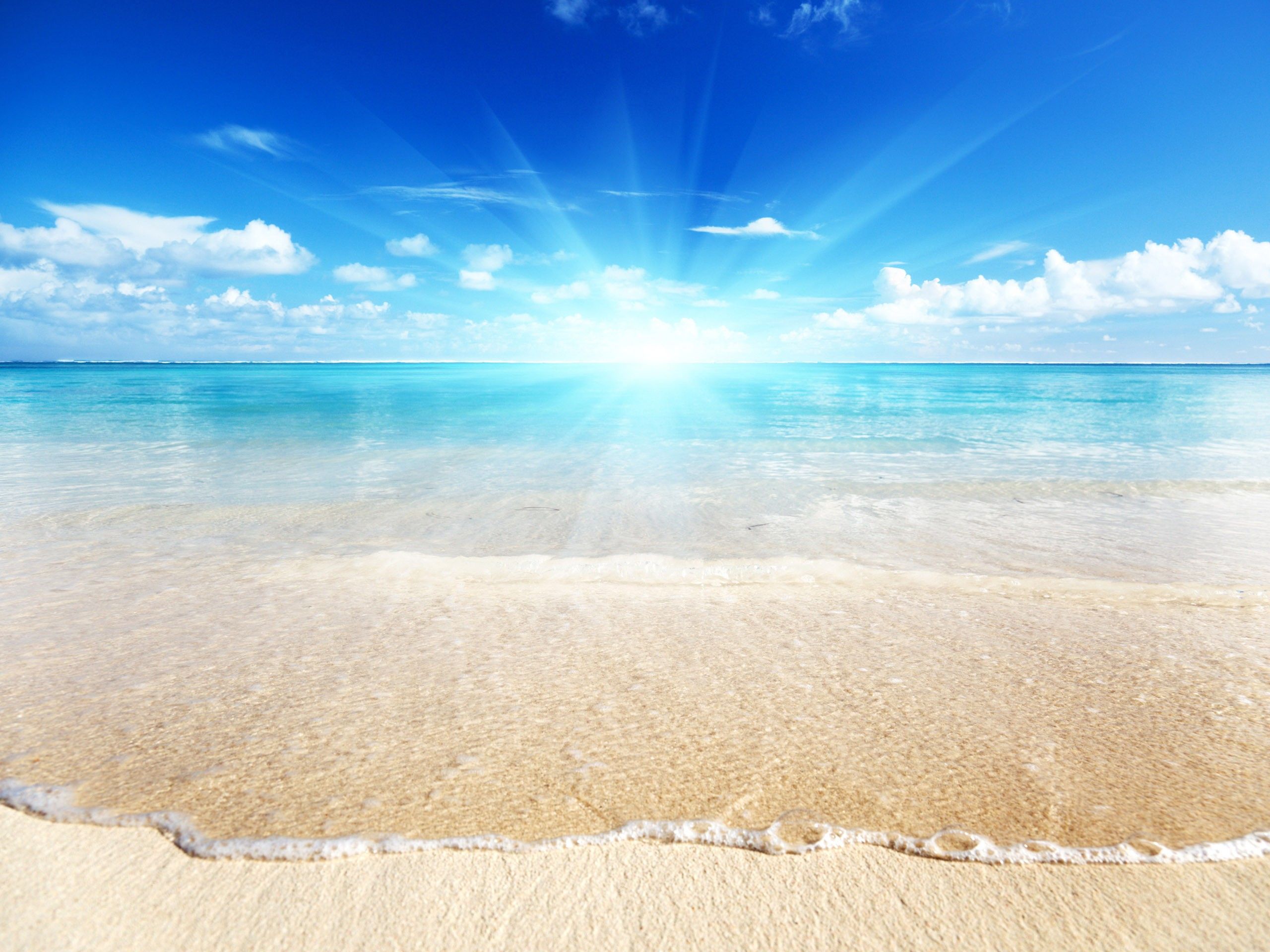 Sunny Days On The Beach - HD Wallpaper 