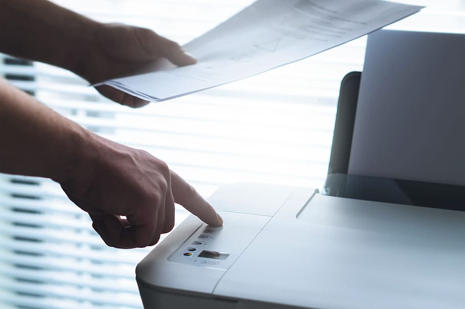 Man Using Office Printer, Technology, Business, Document, - Printer Office - HD Wallpaper 