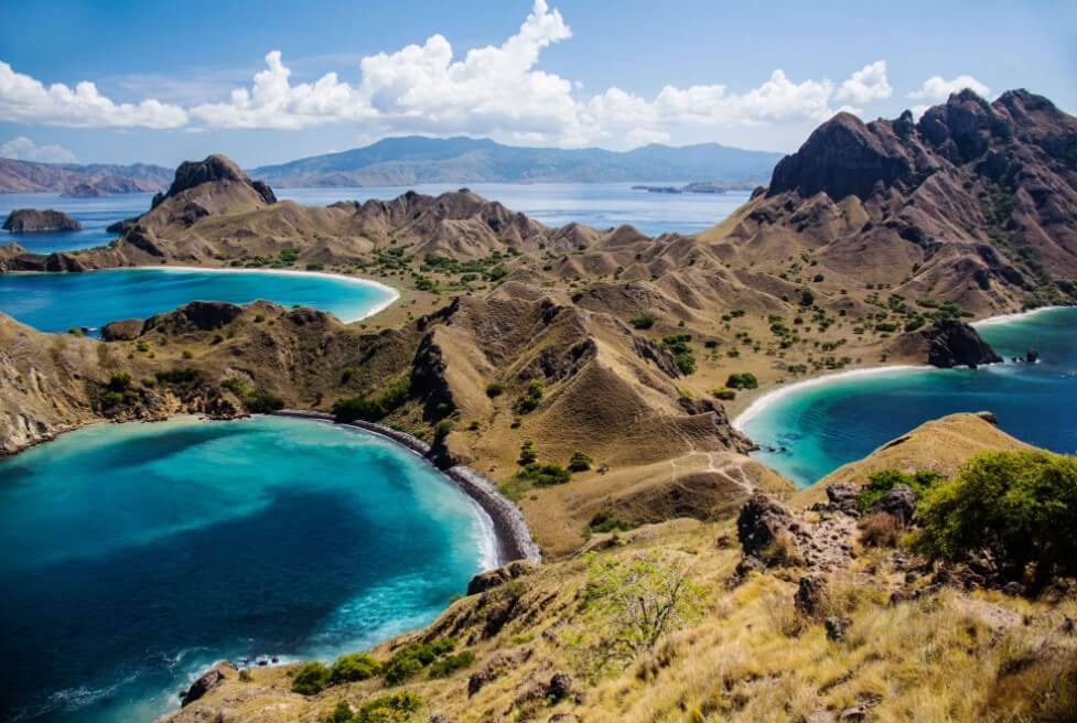 Komodo Island - HD Wallpaper 