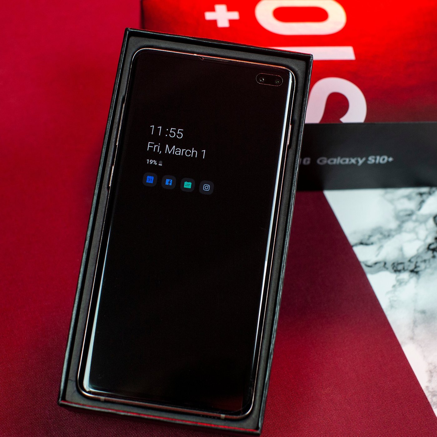 تصویر زمینه مشکی - HD Wallpaper 