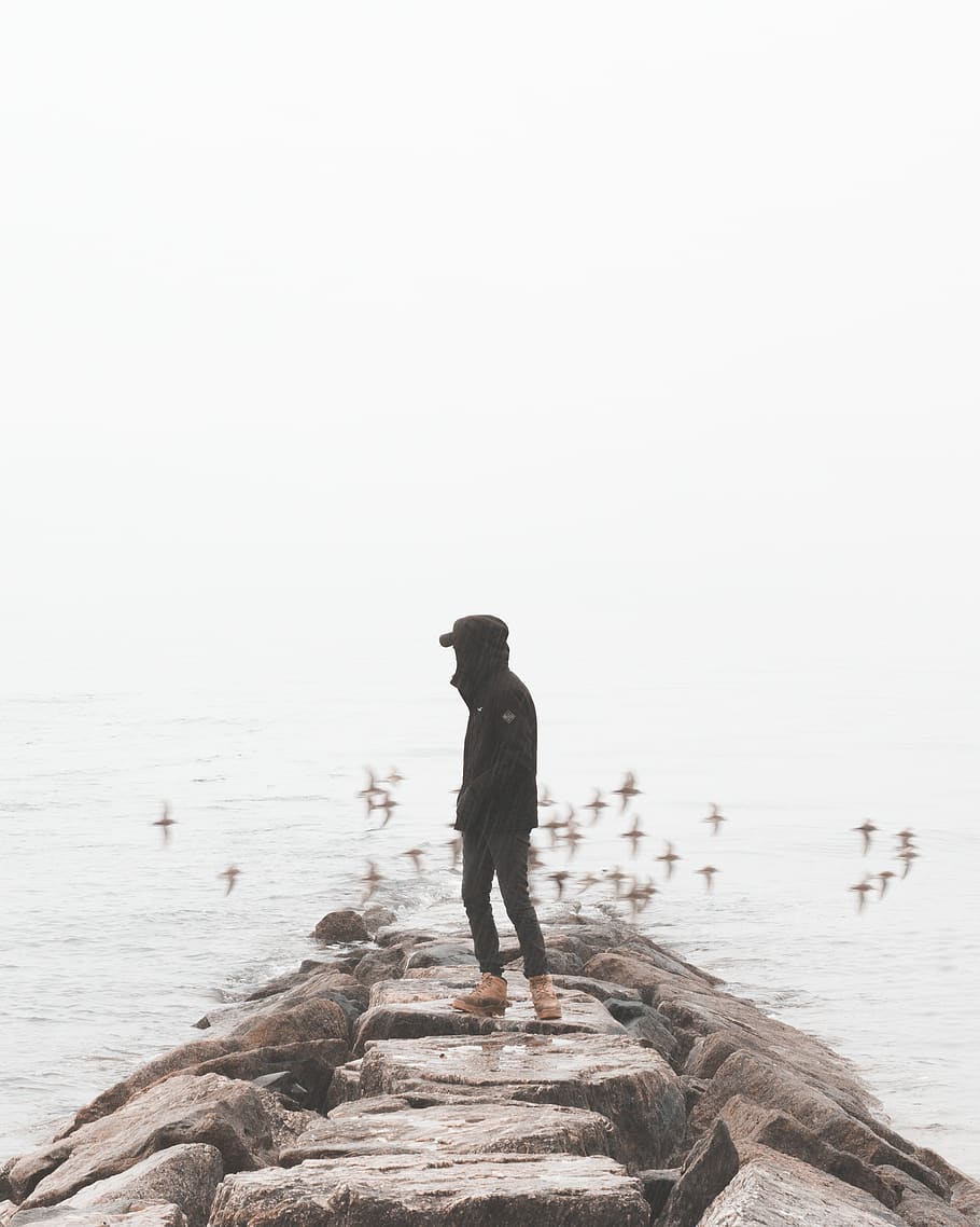 Man And Raining - HD Wallpaper 