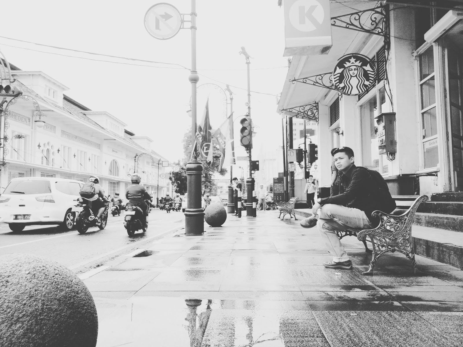 Monochrome - HD Wallpaper 