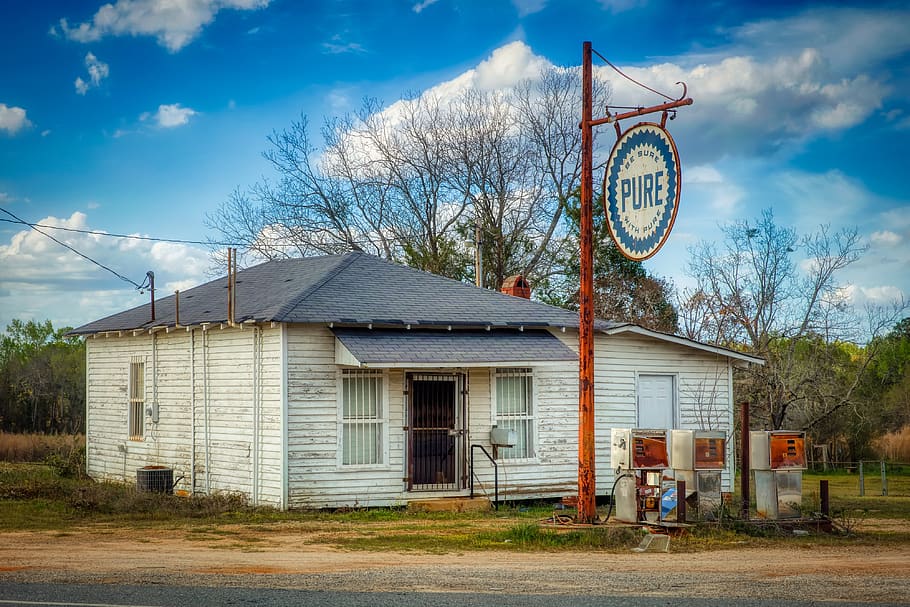 Pure, Gas Station, Old Gas Stations, Landmark, Historic, - Old Gas Station - HD Wallpaper 