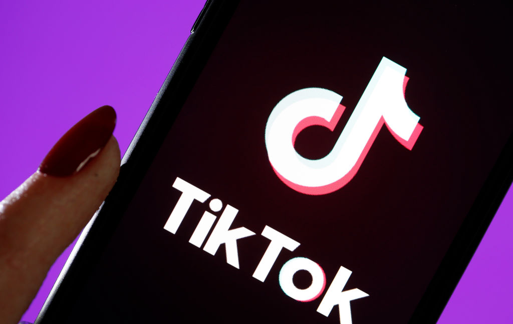 Tiktok Is The App Of 2019, And It Just Got Hotter By - Tiktok Thumbnail - HD Wallpaper 