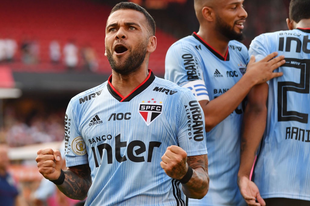 Dani Alves Sao Paulo 10 - HD Wallpaper 