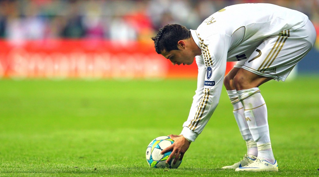 Kick The Cat Meme - HD Wallpaper 