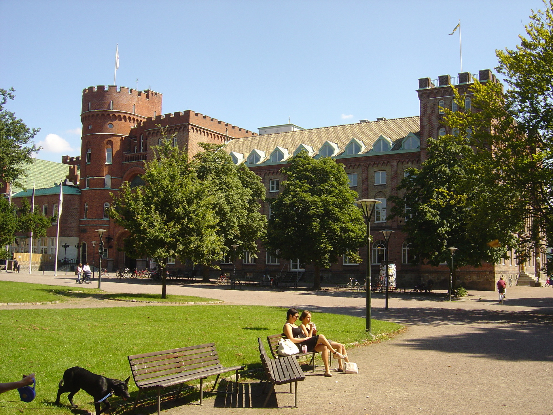 Lund, Sweden - Park - HD Wallpaper 