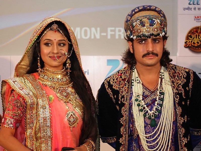 Rajat Tokas And Paridhi Sharma Tv Serial Jodha Akbar - Non Flammable Gas Label - HD Wallpaper 