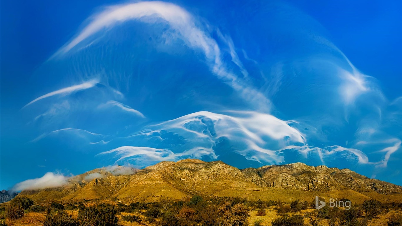 Guadalupe Mountains National Park Texas-2016 Bing Desktop - Cirrus Clouds Over Guadalupe Mountains National Park - HD Wallpaper 