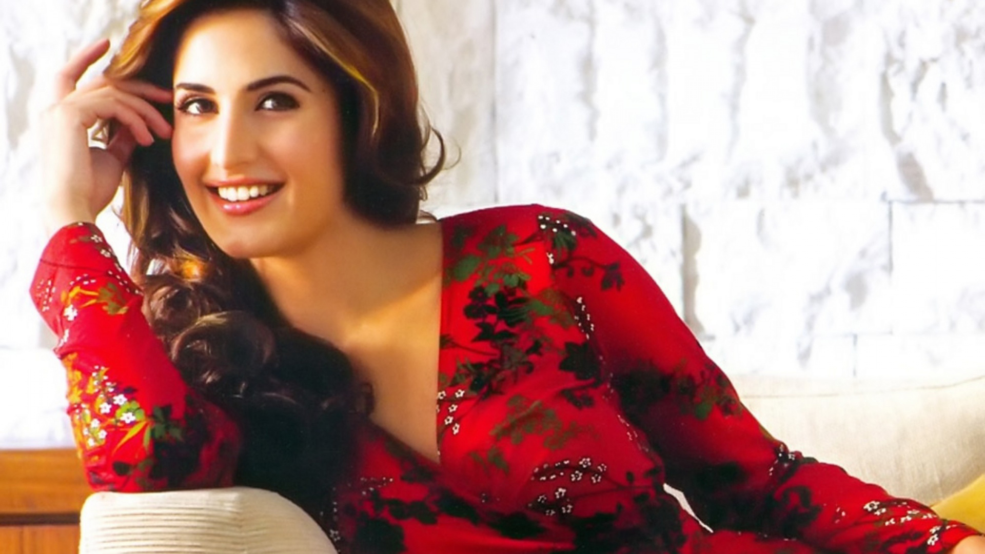 Katrina Kaif For Fbb Big Bazaar - HD Wallpaper 