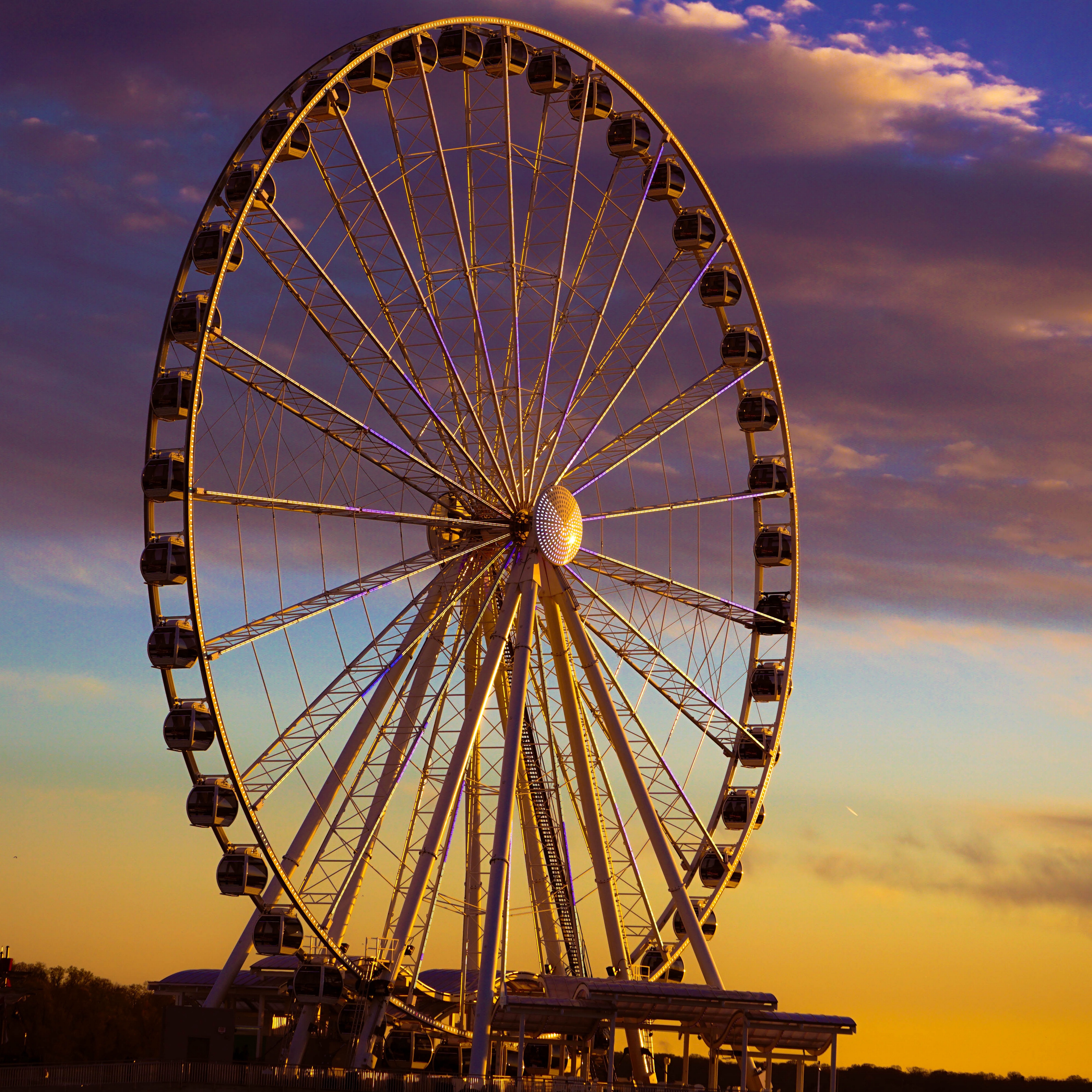 Iphone 7 Ferris Wheel - HD Wallpaper 