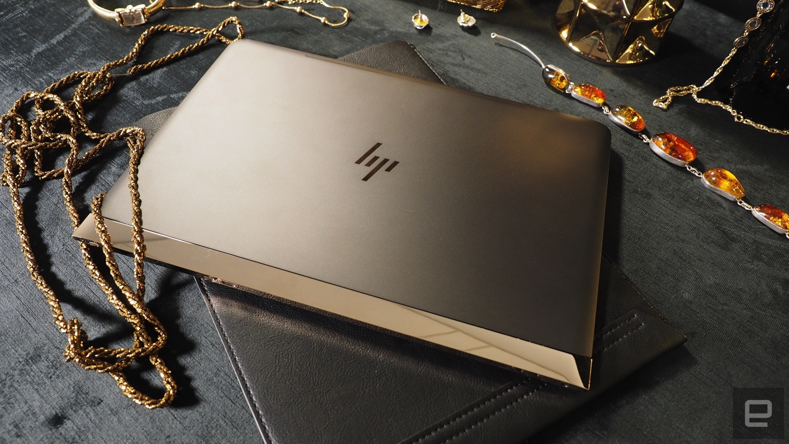 Hp Spectre 13 3 Gold - HD Wallpaper 