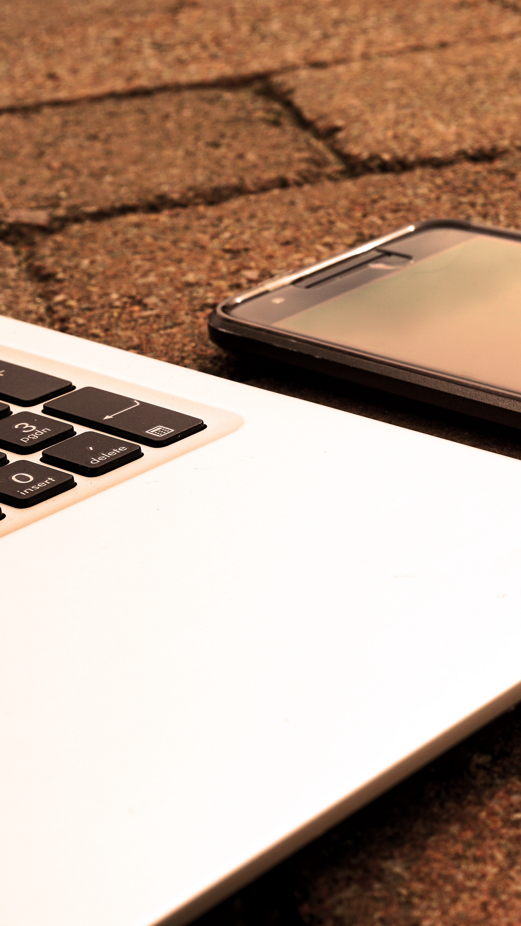 Wallpaper Laptop, Smartphone, Technology - Mobile Phone - HD Wallpaper 