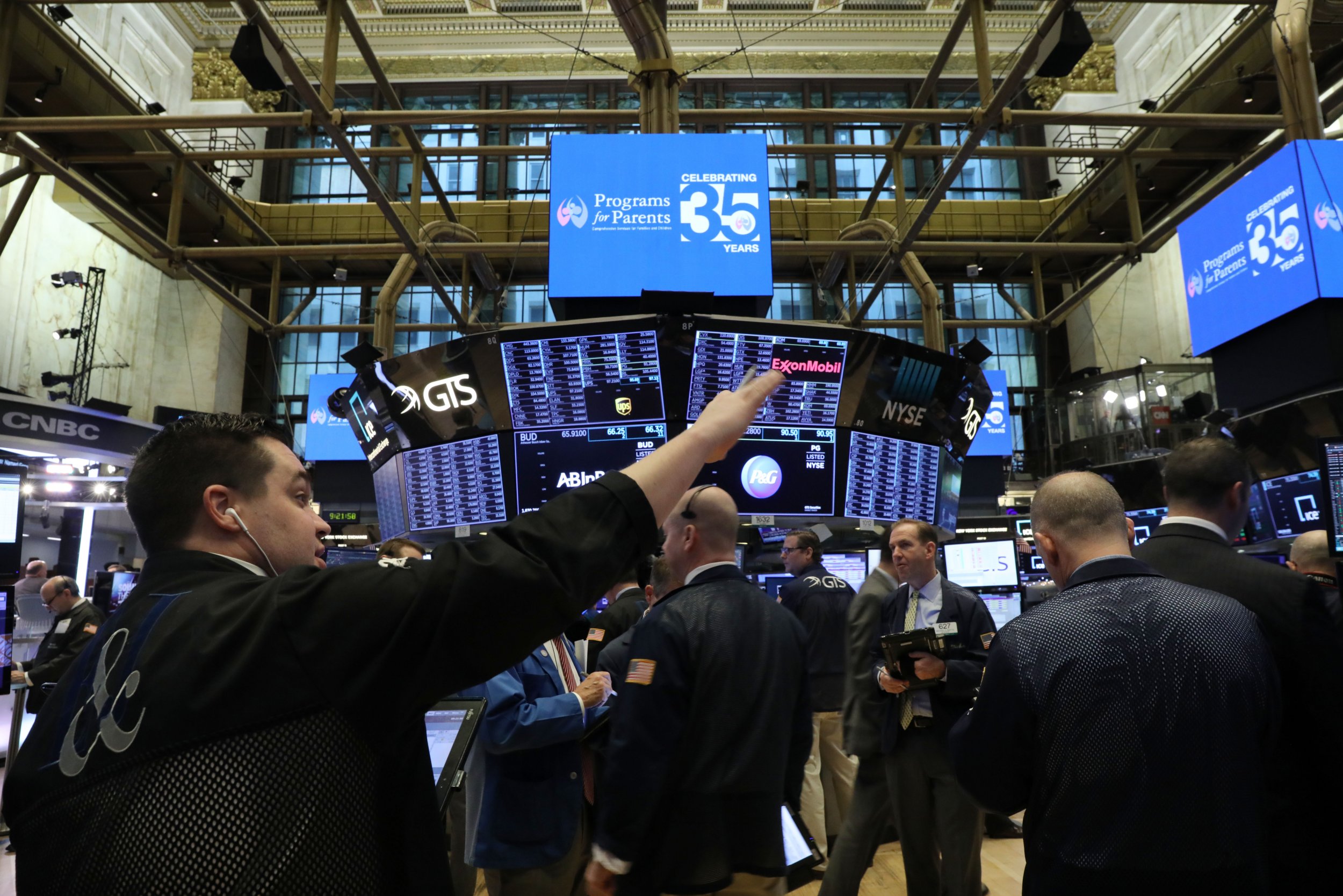 Gettyimages-1089382594 - New York Stock Exchange - HD Wallpaper 