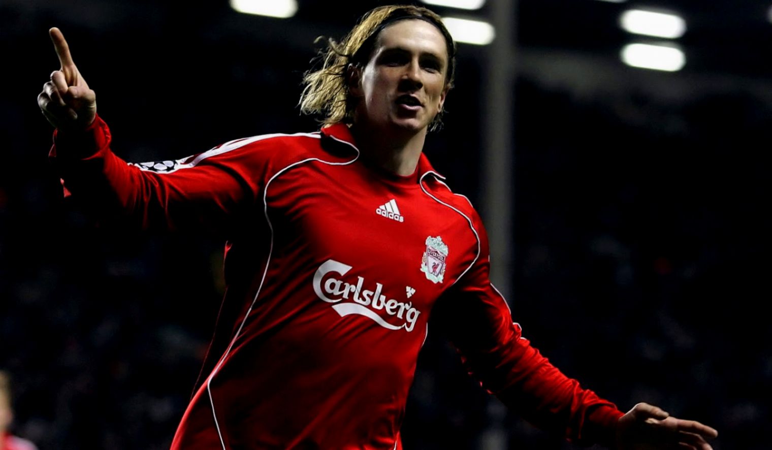 Fernando Torres Liverpool Jersey Wallpaper The Kop - Fernando Torres Wallpaper Liverpool - HD Wallpaper 