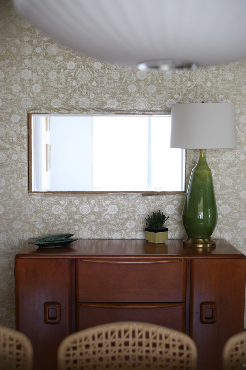 Vintage 1970 S Wallpaper Metallic Olive Green - Cabinetry - HD Wallpaper 