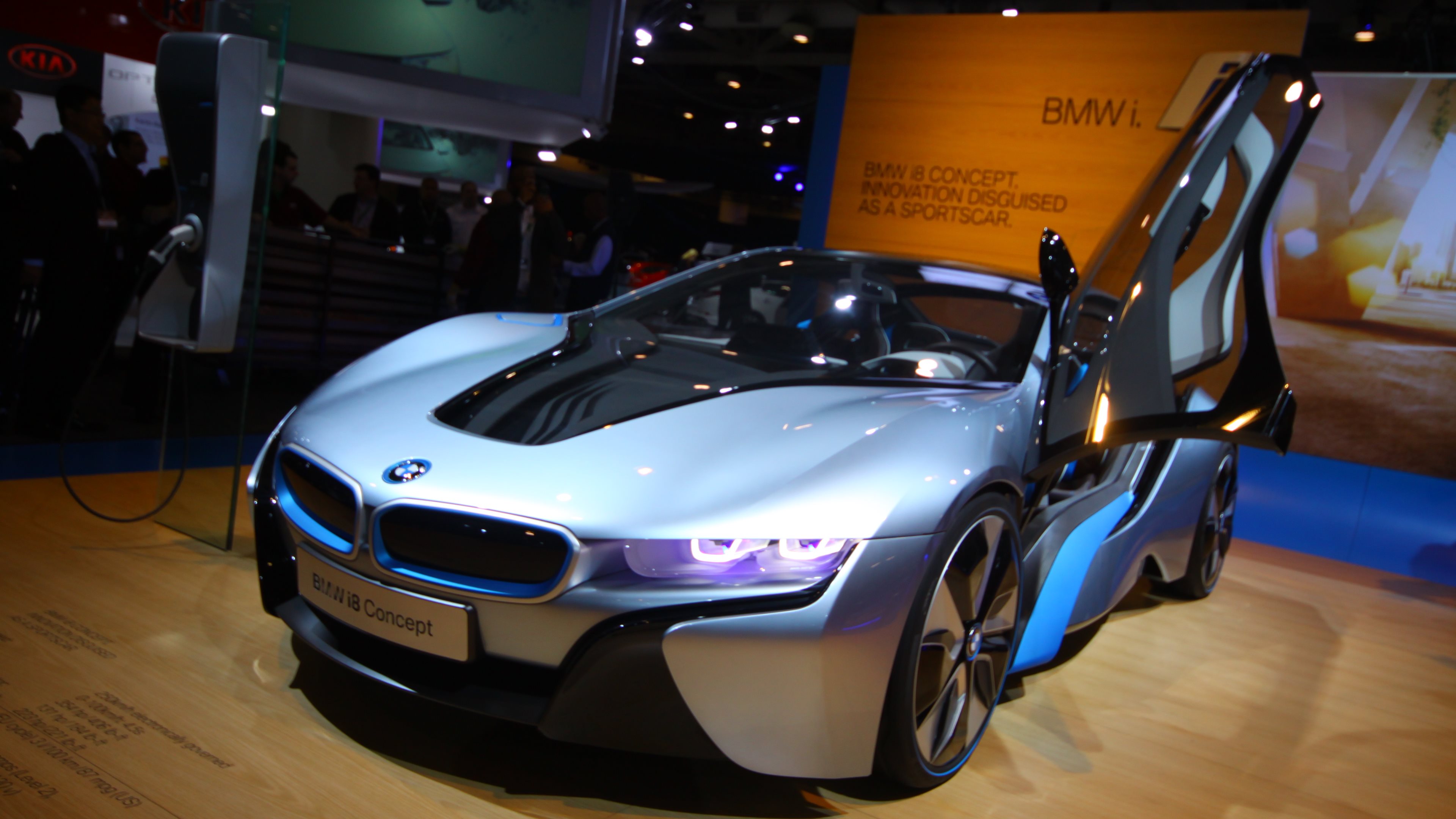 Bmw I8 4k - HD Wallpaper 