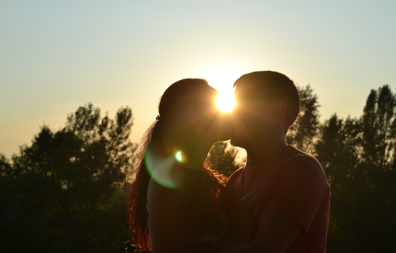Photo Wallpaper Love, Shadow, Kiss, The Evening, Pair, - Romance - HD Wallpaper 