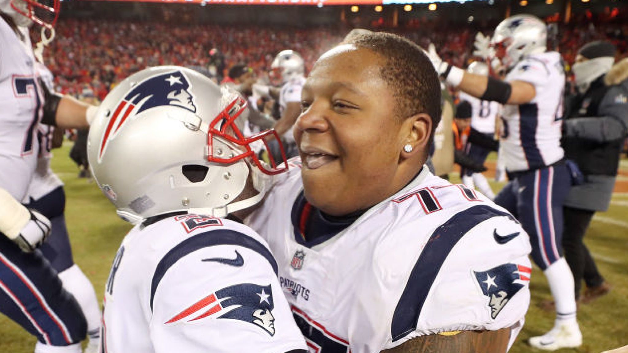 Trent Brown Will Sign With The Oakland Raiders On Wednesday - Trent Brown News - HD Wallpaper 